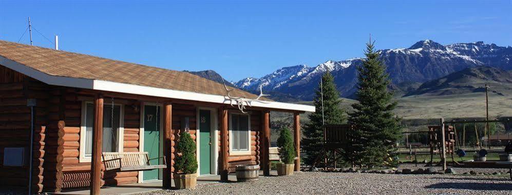 Green Creek Inn And Rv Park Wapiti Dış mekan fotoğraf